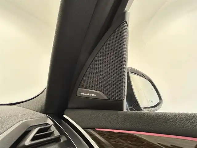 ＢＭＷ Ｘ３ xDrive20d Mスポーツ 熊本県 2022(令4)年 3.7万km サファイアブラックP パノラマサンルーフ/ブラウンレザーシート/全席シートヒーター/シートメモリー/ハンドルヒーター/純正HDDナビ/CarPlay/USB/Bluetooth/フルセグテレビ/ハーマンカードンプレミアムサラウンドシステム/置くだけ充電（ワイヤレス充電）/パワーバックドア/ETC2.0/前後ドライブレコーダー/インテリジェントセーフティー/アダプティブクルーズコントロール/オートマチックハイビーム/【ブラックサファイアメタリック】