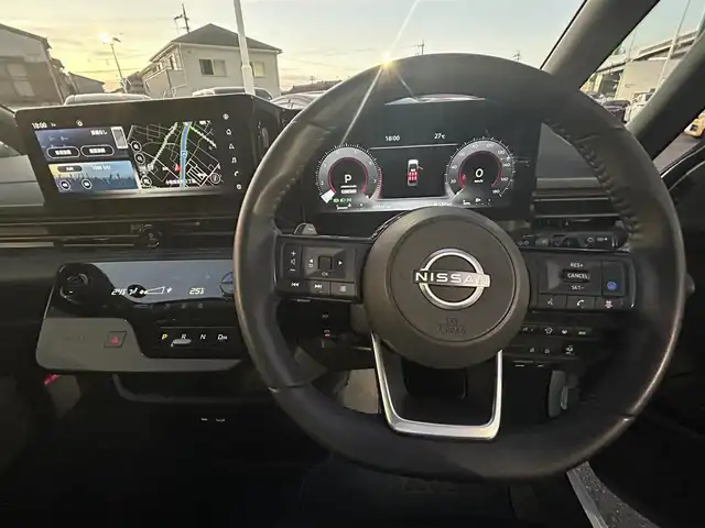 日産 セレナ オーテック 愛知県 2023(令5)年 2.6万km プリズムホワイト デジタルインナーミラー /プロパイロット /純正12.3インチナビ/（FM/AM/CD/DVD/フルセグTV/BT/HDMI）/アラウンドビューモニター/純正11インチフリップダウンモニター/ビルトイン2.0ETC/純正16インチAW/両側パワースライドドア /レーダークルーズコントロール/ハンドル支援/ブラインドスポットモニター/純正ドライブレコーダー/純正フロアマット/純正ドアバイザー/レザーシート/シートヒーター /取説、保証書/スペアキー
