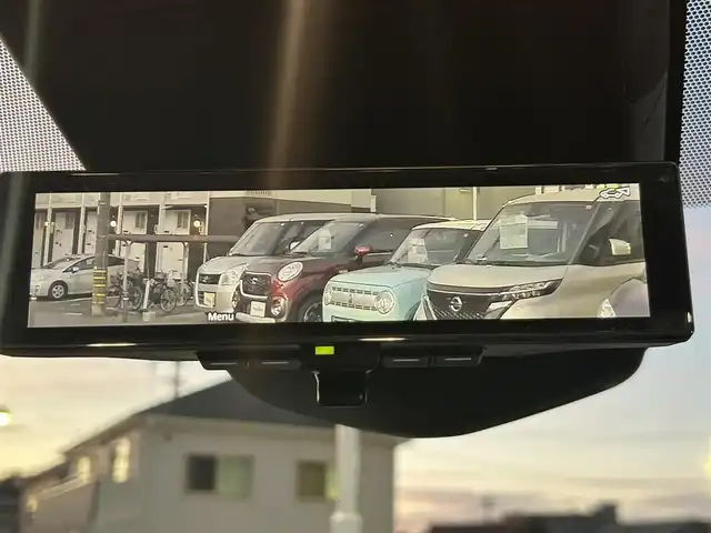 日産 セレナ オーテック 愛知県 2023(令5)年 2.6万km プリズムホワイト デジタルインナーミラー /プロパイロット /純正12.3インチナビ/（FM/AM/CD/DVD/フルセグTV/BT/HDMI）/アラウンドビューモニター/純正11インチフリップダウンモニター/ビルトイン2.0ETC/純正16インチAW/両側パワースライドドア /レーダークルーズコントロール/ハンドル支援/ブラインドスポットモニター/純正ドライブレコーダー/純正フロアマット/純正ドアバイザー/レザーシート/シートヒーター /取説、保証書/スペアキー