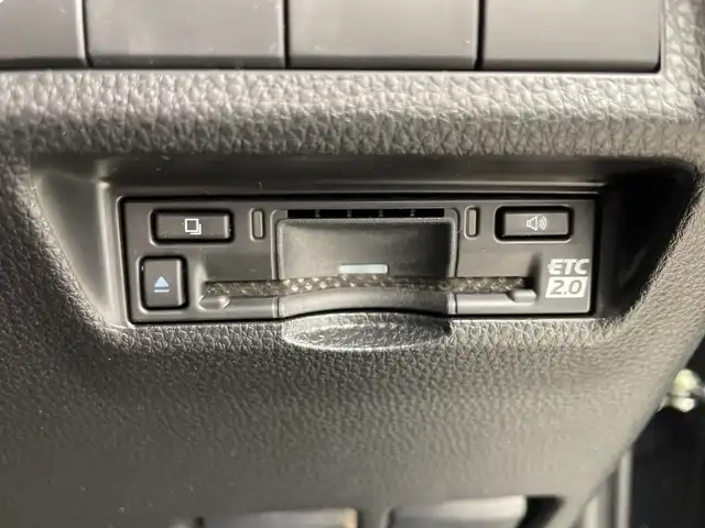 トヨタ ＲＡＶ４ アドベンチャー オフロードPKGⅡ 群馬県 2025(令7)年 0.2万km アティチュードブラックマイカ 純正１０．５型ナビ　バックカメラ　ブラインドスポットモニター　アダプティブクルーズコントロール　シートベンチレーション　シートヒーター　ステアリングヒーター　ダウンヒルアシスト　ＥＴＣ２．０　禁煙車