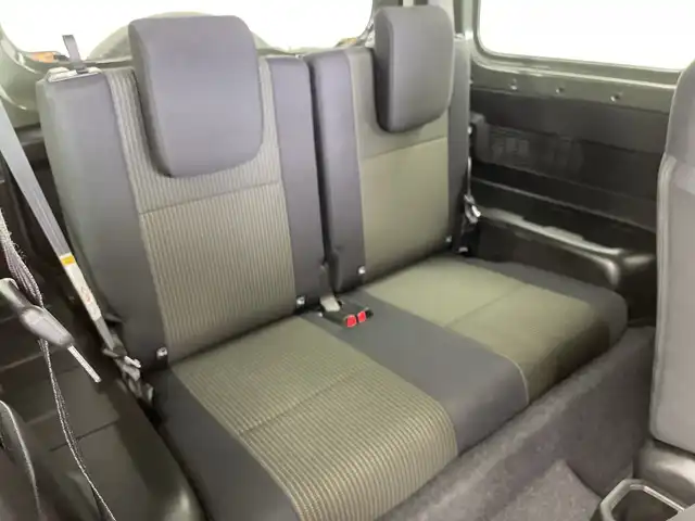 スズキ ジムニー XC 三重県 2023(令5)年 3.8万km ジャングルグリーン /禁煙車　//社外ナビ　//シートヒーター　//フルセグＴＶ　//ＬＥＤ　//ＢＴ　//フォグライト　//ステアリングリモコン　//デュアルセンサーブレーキサポート　//オートハイビーム　//クルーズコントロール　//バックカメラ