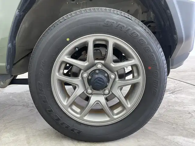 スズキ ジムニー XC 三重県 2023(令5)年 3.8万km ジャングルグリーン /禁煙車　//社外ナビ　//シートヒーター　//フルセグＴＶ　//ＬＥＤ　//ＢＴ　//フォグライト　//ステアリングリモコン　//デュアルセンサーブレーキサポート　//オートハイビーム　//クルーズコントロール　//バックカメラ
