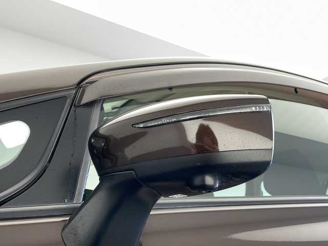 日産 ノート e－パワー X 長野県 2017(平29)年 6.2万km インペリアルアンバーP 社外ナビ　CN-RE03WD/(フルセグ/Bluetooth/CD/DVD)/360°カメラ/ETC/インテリジェントルームミラー/衝突軽減ブレーキ/レーンキープアシスト/コーナーセンサー/社外AWスタッドレス4本/ヘッドライトレベライザー/プッシュスタート/スマートキー/スペアキー