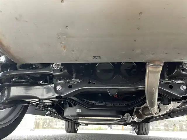 レクサス ＲＸ 350h バージョンL 佐賀県 2023(令5)年 0.7万km グラファイトブラックガラスフレーク 電動サンルーフ/デジタルインナーミラー/レクサスセーフティシステム＋/・プリクラッシュセーフティ/・レーンキープアシスト/・レーダークルーズコントロール/リモートパーク/クリアランスソナー/ブラインドスポットモニター/純正14型ディスプレイ/・コネクトナビ/・パノラミックビューモニター/・フルセグTV/BT/LEDヘッドライト/ETC2.0/純正21インチAW/ハーフレザーシート/全席パワーシート/全席シートヒーター/全席シートベンチレーション/パワーバックドア/革巻きステアリング/パドルシフト/ステアリングヒーター/電動パーキングスイッチ/ヘッドアップディスプレイ/置くだけ充電/スペアキー×１/カードキー×1/取扱説明/保証書