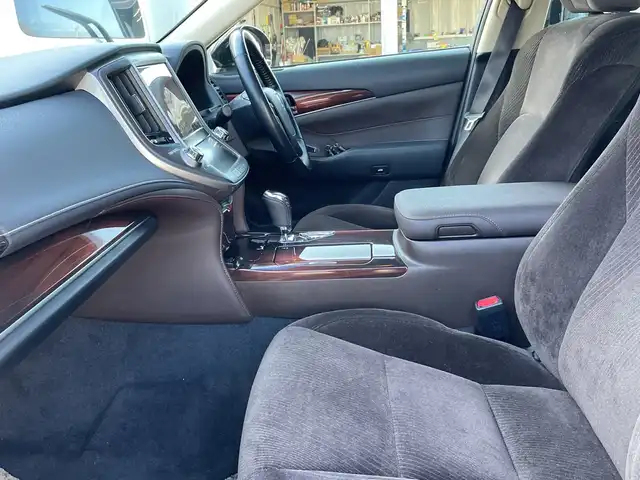 トヨタ クラウン ハイブリッド ロイヤルサルーン Four 石川県 2014(平26)年 14.4万km 黒 ４WD/純正メーカーナビ/フルセグTV/全方位カメラ/LEDヘッドライト/ETC/クルーズコントロール/スマートキー/プッシュスタート/電動ミラー/パワーシート/オートライト