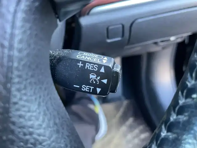 トヨタ クラウン ハイブリッド ロイヤルサルーン Four 石川県 2014(平26)年 14.4万km 黒 ４WD/純正メーカーナビ/フルセグTV/全方位カメラ/LEDヘッドライト/ETC/クルーズコントロール/スマートキー/プッシュスタート/電動ミラー/パワーシート/オートライト