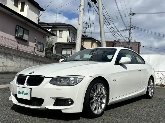 ＢＭＷ ３２０ｉ クーペ 熊本県 2011(平23)年 9.7万km アルピンホワイトⅢ サンルーフ/パワーシート/純正18インチAW/電動格納ミラー/ウィンカーミラー/プッシュスタート/スマートキー/取扱説明書