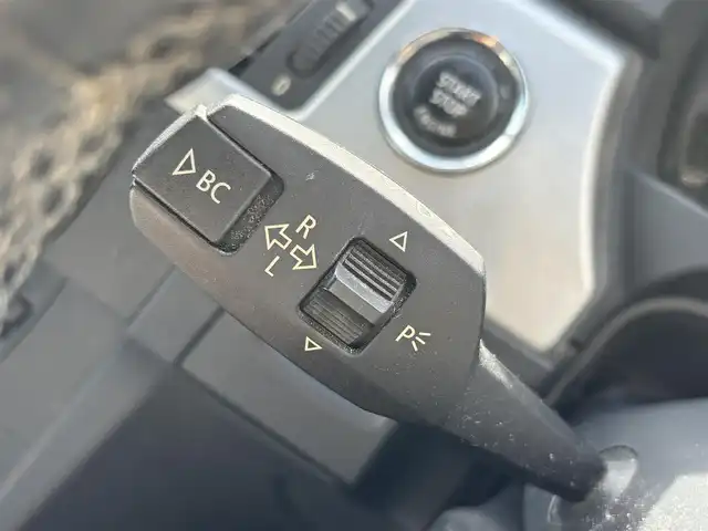 ＢＭＷ ３２０ｉ クーペ 熊本県 2011(平23)年 9.7万km アルピンホワイトⅢ サンルーフ/パワーシート/純正18インチAW/電動格納ミラー/ウィンカーミラー/プッシュスタート/スマートキー/取扱説明書