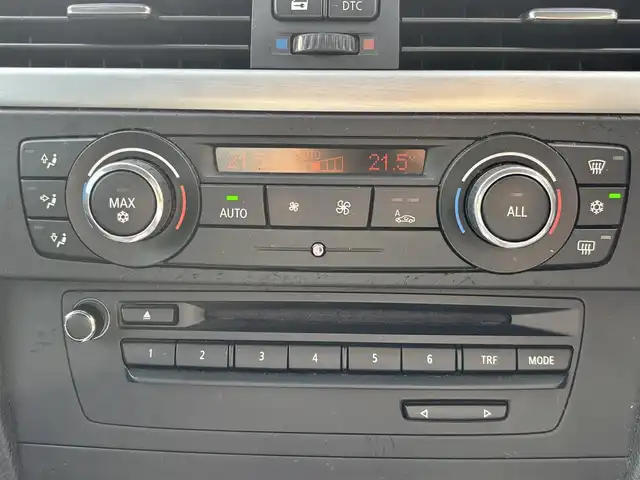 ＢＭＷ ３２０ｉ クーペ 熊本県 2011(平23)年 9.7万km アルピンホワイトⅢ サンルーフ/パワーシート/純正18インチAW/電動格納ミラー/ウィンカーミラー/プッシュスタート/スマートキー/取扱説明書