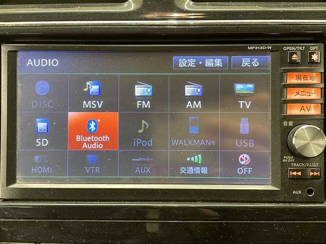 日産 セレナ 20X 道央・札幌 2013(平25)年 10.6万km ブリリアントシルバー ・４WD/・横滑り防止装置/・バックカメラ/・純正ナビ/・フルセグTV/・Bluetooth/・片側パワースライドドア/・クルーズコントロール/・ETC/・電動格納ミラー/・スマートキー/・スペアキー/・autoライト/・後席エアコン/・積込純正AW/・積込スタッドレス