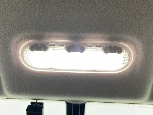 日産 セレナ 20X 道央・札幌 2013(平25)年 10.6万km ブリリアントシルバー ・４WD/・横滑り防止装置/・バックカメラ/・純正ナビ/・フルセグTV/・Bluetooth/・片側パワースライドドア/・クルーズコントロール/・ETC/・電動格納ミラー/・スマートキー/・スペアキー/・autoライト/・後席エアコン/・積込純正AW/・積込スタッドレス