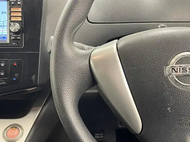 日産 セレナ 20X 道央・札幌 2013(平25)年 10.6万km ブリリアントシルバー ・４WD/・横滑り防止装置/・バックカメラ/・純正ナビ/・フルセグTV/・Bluetooth/・片側パワースライドドア/・クルーズコントロール/・ETC/・電動格納ミラー/・スマートキー/・スペアキー/・autoライト/・後席エアコン/・積込純正AW/・積込スタッドレス