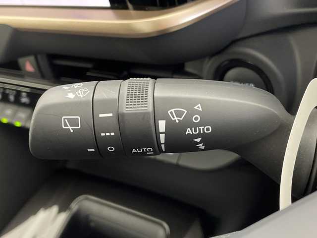 トヨタ クラウン スポーツ Z 鹿児島県 2024(令6)年 2.2万km 黒 ・メーカーナビ/BT/USB/フルセグ/miracast/・パノラミックビューモニター/・ビルトインETC2.0/・デジタルインナーミラー/・ワイヤレス充電/・AC100V/1500W/・トヨタセーフティセンス/・レーダークルーズコントロール/・オートハイビーム/・クリアランスソナー/・プリクラッシュセーフティ/・レーンディパーチャーアラート/・ブラインドスポットモニター/・ヘッドアップディスプレイ/・プロアクティブドライビングアシスト/・リアクロストラフィックアラート/・パーキングブレーキサポート/・安全降車アシスト/・レザーシート/・前席シートヒーター/・前席シートベンチレーション/・LEDヘッドライト/・フォグライト/・オートライト/・プッシュスタート/・スマートキー/・フロアマット