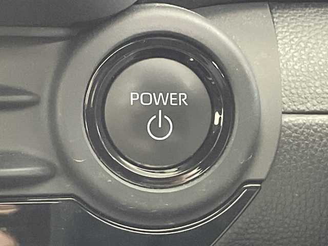 トヨタ クラウン スポーツ Z 鹿児島県 2024(令6)年 2.2万km 黒 ・メーカーナビ/BT/USB/フルセグ/miracast/・パノラミックビューモニター/・ビルトインETC2.0/・デジタルインナーミラー/・ワイヤレス充電/・AC100V/1500W/・トヨタセーフティセンス/・レーダークルーズコントロール/・オートハイビーム/・クリアランスソナー/・プリクラッシュセーフティ/・レーンディパーチャーアラート/・ブラインドスポットモニター/・ヘッドアップディスプレイ/・プロアクティブドライビングアシスト/・リアクロストラフィックアラート/・パーキングブレーキサポート/・安全降車アシスト/・レザーシート/・前席シートヒーター/・前席シートベンチレーション/・LEDヘッドライト/・フォグライト/・オートライト/・プッシュスタート/・スマートキー/・フロアマット