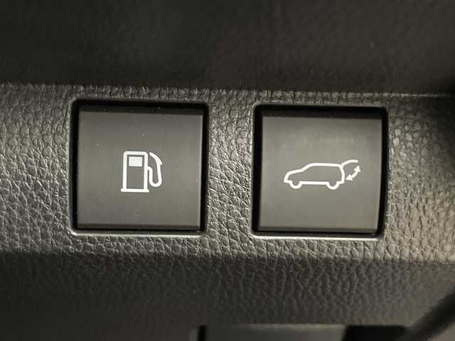 トヨタ クラウン スポーツ Z 鹿児島県 2024(令6)年 2.2万km 黒 ・メーカーナビ/BT/USB/フルセグ/miracast/・パノラミックビューモニター/・ビルトインETC2.0/・デジタルインナーミラー/・ワイヤレス充電/・AC100V/1500W/・トヨタセーフティセンス/・レーダークルーズコントロール/・オートハイビーム/・クリアランスソナー/・プリクラッシュセーフティ/・レーンディパーチャーアラート/・ブラインドスポットモニター/・ヘッドアップディスプレイ/・プロアクティブドライビングアシスト/・リアクロストラフィックアラート/・パーキングブレーキサポート/・安全降車アシスト/・レザーシート/・前席シートヒーター/・前席シートベンチレーション/・LEDヘッドライト/・フォグライト/・オートライト/・プッシュスタート/・スマートキー/・フロアマット