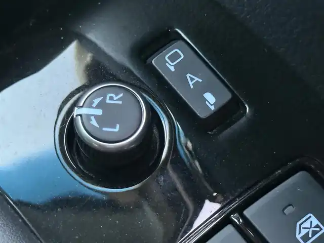 トヨタ アルファードハイブリット SR Cパッケージ 千葉県 2021(令3)年 3.9万km スパークリングブラックパールクリスタルシャイン 純正ディスプレイオーディオ/純正CD・DVDデッキ/運転席メモリーシート/電動格納ミラー/リバース連動ミラー/パワーバックドア/左右独立エアコン/シートベンチレーション/ブレーキホールド/純正１７インチAW