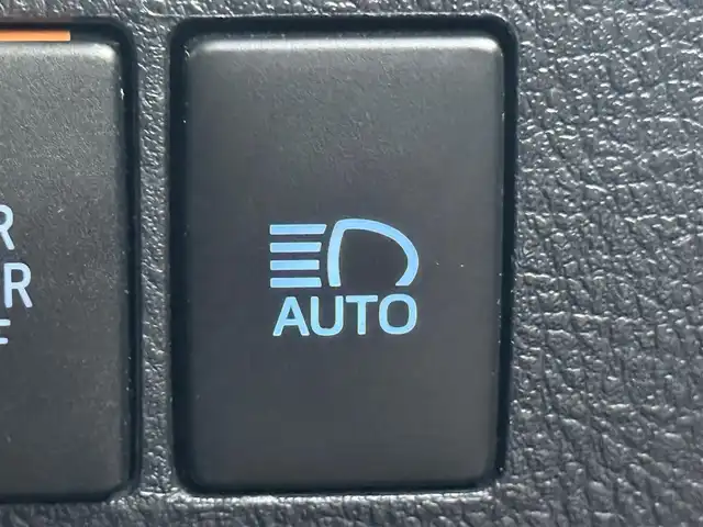 トヨタ アルファードハイブリット SR Cパッケージ 千葉県 2021(令3)年 3.9万km スパークリングブラックパールクリスタルシャイン 純正ディスプレイオーディオ/純正CD・DVDデッキ/運転席メモリーシート/電動格納ミラー/リバース連動ミラー/パワーバックドア/左右独立エアコン/シートベンチレーション/ブレーキホールド/純正１７インチAW