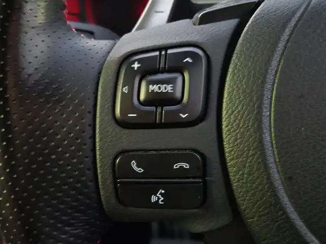 レクサス ＩＳ 300h Fスポーツ 鹿児島県 2021(令3)年 3.8万km ホワイトノーヴァガラスフレーク 純正リヤサイドスポイラー/マークレビンソン　/アダプティブクルーズコントロール　/ビルトインＥＴＣ２．０　/ドライブレコーダー　/純正ＳＤナビ　/Ｂｌｕｅｔｏｏｔｈオーディオ　/フルセグテレビ　/Ｄ＋Ｎ席パワーシート　/Ｄ＋Ｎ席シートヒーター/ステアリングヒーター/純正アルミホイール(19インチ)/プッシュスタート/スマートキー/横滑り防止装置/レーンキープアシスト/前後コーナーセンサー/エアバック(W+サイド)