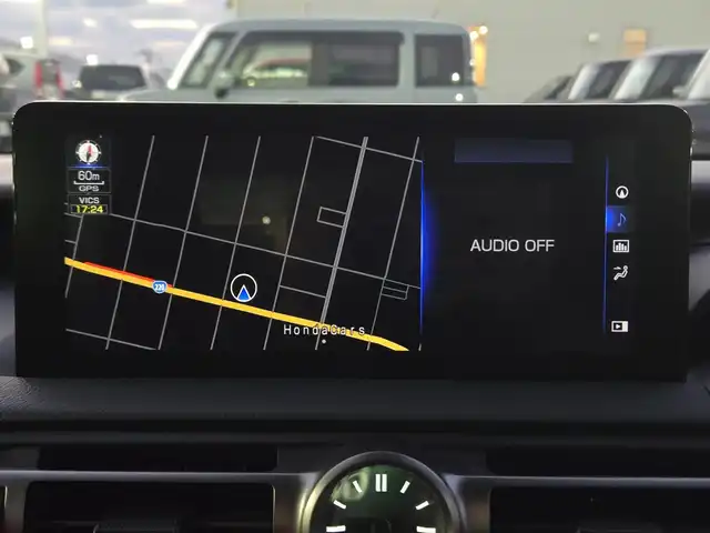 レクサス ＩＳ 300h Fスポーツ 鹿児島県 2021(令3)年 3.8万km ホワイトノーヴァガラスフレーク 純正リヤサイドスポイラー/マークレビンソン　/アダプティブクルーズコントロール　/ビルトインＥＴＣ２．０　/ドライブレコーダー　/純正ＳＤナビ　/Ｂｌｕｅｔｏｏｔｈオーディオ　/フルセグテレビ　/Ｄ＋Ｎ席パワーシート　/Ｄ＋Ｎ席シートヒーター/ステアリングヒーター/純正アルミホイール(19インチ)/プッシュスタート/スマートキー/横滑り防止装置/レーンキープアシスト/前後コーナーセンサー/エアバック(W+サイド)