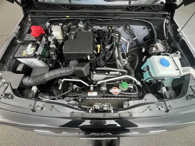 スズキ ジムニー ノマド FC 秋田県 2025(令7)年 0.1千km 黒 ４WD/衝突軽減システム/LEDヘッドライト/スズキ純正１５インチアルミ（夏タイヤ装着）/スマートキー/アイドリングストップ/プッシュスタート/コーナーセンサー/レーンキープアシスト/クルーズコントロール追従走行有/オートマチックハイビーム/ダウンヒルアシストコントロール/ヘッドライトウォッシャー/ステアリングスイッチ/前席シートヒーター/センターデフロック/背面タイヤ/純正フロアマット/オートライト/オートエアコン/パワーステアリング/パワーウィンドウ/ヘッドライトレベライザー/横滑り防止/盗難防止装置/寒冷地仕様/電動格納ウィンカーミラー/保証書/取扱説明書/記録簿/スペアキー×１