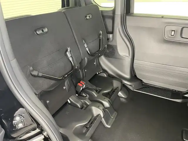 ホンダ Ｎ ＢＯＸ カスタム ターボ 愛知県 2024(令6)年 0.1千km クリスタルブラックパール 届出済未使用車　社外８型ナビ　禁煙車　バックカメラ　シートヒーター　ハーフレザー　両側パワスラ　ＥＴＣ　パドルシフト　ホンダセンシング　衝突軽減装置　追従クルコン　コーナーセンサー　リアロールシェード　コンビニフック付シートバックテーブル(運転席＆助手席)/登録時走行距離27km