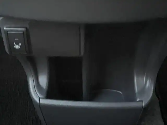 スズキ ハスラー F リミテッド Ⅱ 道央・札幌 2018(平30)年 8.9万km クールカーキPM ・４WD/・衝突被害軽減システム/・社外メモリナビ/ＳＤ／ＣＤ／ラジオ／ワンセグ/・バックカメラ/・横滑り防止装置/・シートヒーター/・ダウンヒルアシスト/・グリップコントロール/・ＥＴＣ/・スペアキー/・アイドリングストップ/・電格ミラー