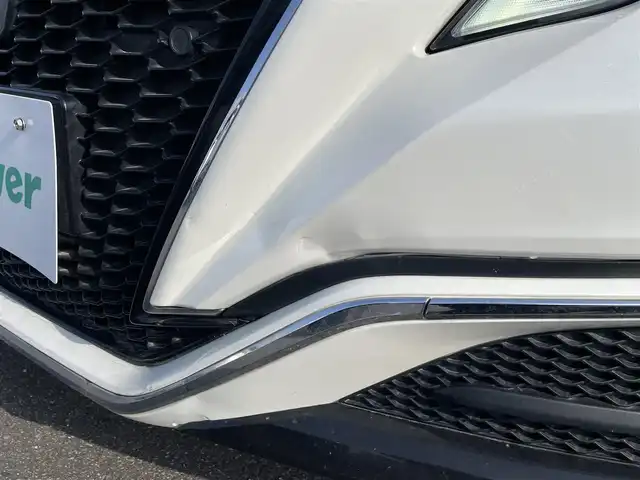 トヨタ クラウン ハイブリッド RS アドバンス 佐賀県 2018(平30)年 12.7万km ホワイトパールクリスタルシャイン 純正ダブルディスプレイナビ/・フルセグTV/CD/DVD/USB/Bluetooth/バックカメラ/前方ドライブレコーダー/ビルトインETC2.0/ヘッドアップディスプレイ/リバース連動ドアミラー/デジタルインナーミラー/TVキャンセラー/100V電源/電子パーキングブレーキ/・AUTO HOLD機能/ハーフレザーシート/DN席パワーシート(D席メモリー機能付)/シートヒーター/ISOFIX対応/パドルシフト/革巻きステアリング/ステアリングヒーター/ステアリングリモコン/純正18インチアルミホイール/純正LEDヘッドライト/・オートマチックハイビーム/純正LEDフォグランプ/純正フロアマット/純正ドアバイザ―/取扱説明書/トヨタセーフティセンス/・レーダークルーズコントロール/・プリクラッシュセーフティ/・レーンディパーチャーアラート/・ブラインドスポットモニター/・クリアランスソナー/・リヤクロストラフィックアラート/・パーキングサポートブレーキ/・ロードサインアシスト