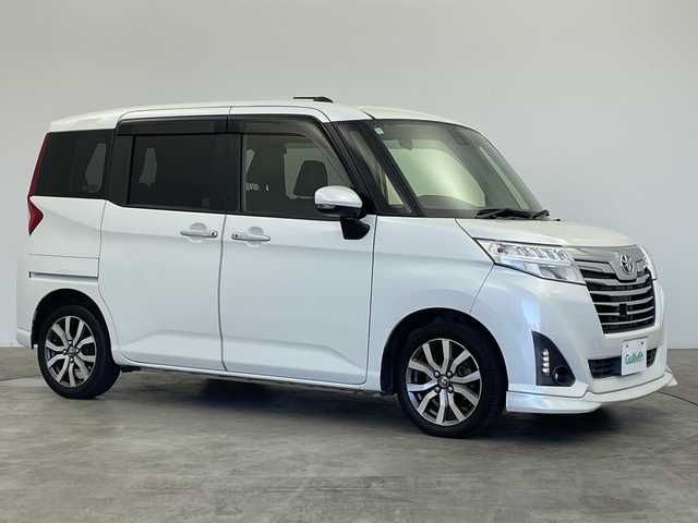 トヨタ ルーミー カスタムG－T 群馬県 2017(平29)年 4.9万km パールホワイトⅢ 純正後席モニター　純正９型ナビ　バックカメラ　ビルトインＥＴＣ　両側電動スライドドア　衝突被害軽減ブレーキ　レーンアシスト　ＬＥＤヘッドランプ　フォグランプ　オートライト　スマートキー　禁煙車