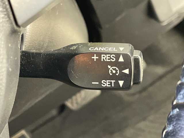 トヨタ ルーミー カスタムG－T 群馬県 2017(平29)年 4.9万km パールホワイトⅢ 純正後席モニター　純正９型ナビ　バックカメラ　ビルトインＥＴＣ　両側電動スライドドア　衝突被害軽減ブレーキ　レーンアシスト　ＬＥＤヘッドランプ　フォグランプ　オートライト　スマートキー　禁煙車