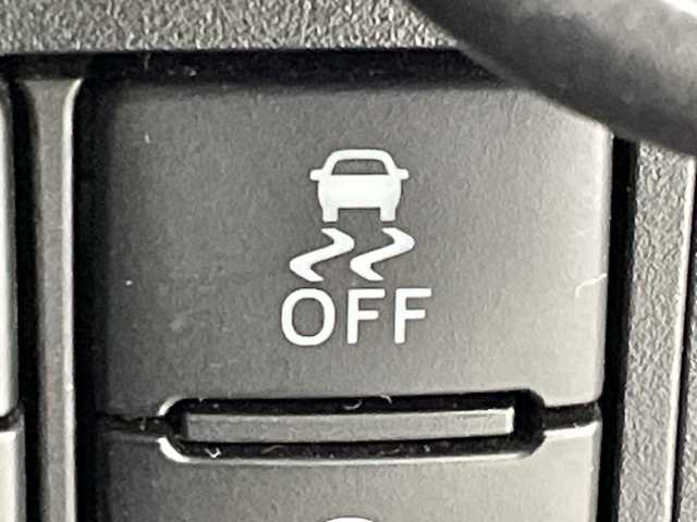 トヨタ ルーミー カスタムG－T 群馬県 2017(平29)年 4.9万km パールホワイトⅢ 純正後席モニター　純正９型ナビ　バックカメラ　ビルトインＥＴＣ　両側電動スライドドア　衝突被害軽減ブレーキ　レーンアシスト　ＬＥＤヘッドランプ　フォグランプ　オートライト　スマートキー　禁煙車