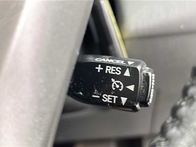 トヨタ プリウス α G 愛知県 2013(平25)年 6.9万km シルバーM 純正7型ナビ【NSZT-W62G】/Bluetooth/CD/DVD/フルセグ/バックカメラ/純正フロアマット/EVMODE/ECOMODE/PWRMODE/ETC/ドアバイザー/ヘッドライトウォッシャー/フォグランプ