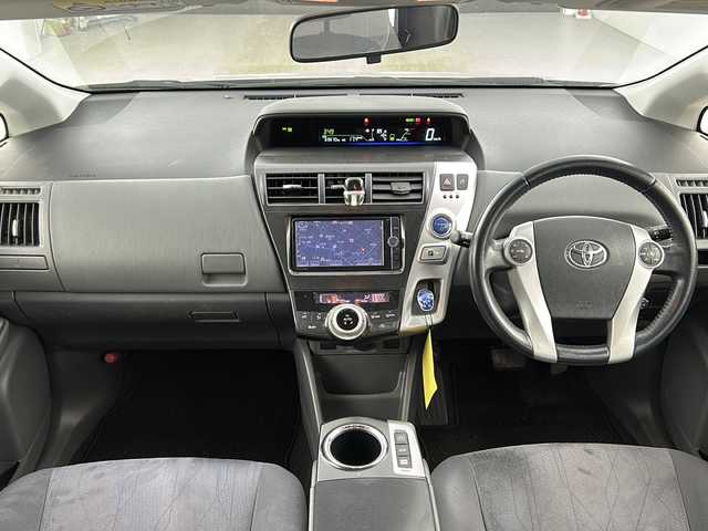 トヨタ プリウス α G 愛知県 2013(平25)年 6.9万km シルバーM 純正7型ナビ【NSZT-W62G】/Bluetooth/CD/DVD/フルセグ/バックカメラ/純正フロアマット/EVMODE/ECOMODE/PWRMODE/ETC/ドアバイザー/ヘッドライトウォッシャー/フォグランプ