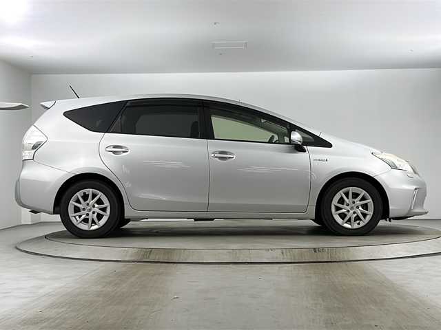 トヨタ プリウス α G 愛知県 2013(平25)年 6.9万km シルバーM 純正7型ナビ【NSZT-W62G】/Bluetooth/CD/DVD/フルセグ/バックカメラ/純正フロアマット/EVMODE/ECOMODE/PWRMODE/ETC/ドアバイザー/ヘッドライトウォッシャー/フォグランプ
