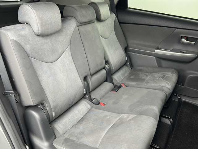 トヨタ プリウス α G 愛知県 2013(平25)年 6.9万km シルバーM 純正7型ナビ【NSZT-W62G】/Bluetooth/CD/DVD/フルセグ/バックカメラ/純正フロアマット/EVMODE/ECOMODE/PWRMODE/ETC/ドアバイザー/ヘッドライトウォッシャー/フォグランプ