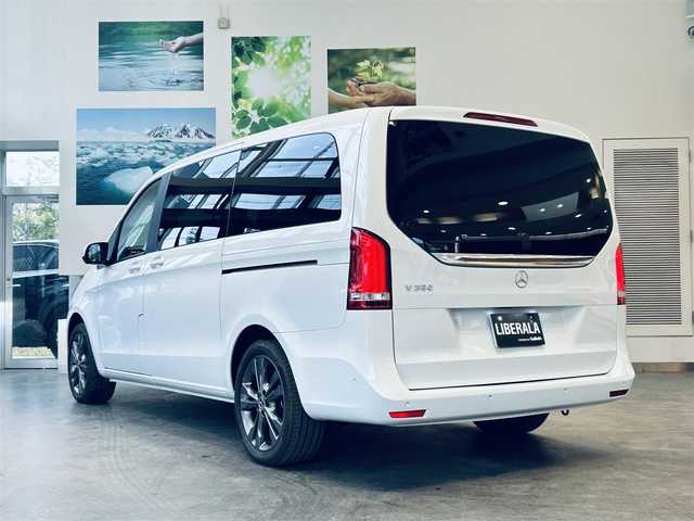 メルセデス・ベンツ Ｖ２６０ ロング 大阪府 2019(平31)年 4.3万km ロッククリスタルホワイト 250台限定車/レーダーセーフティ/黒革/メモリ付きパワーシート/シートヒーター/純正ナビ/TV/360度カメラ/ACC/ブラインドスポット/純正18インチAW/LEDヘッドライト/電動リアゲート/ETC/ドラレコ/レーダー探知機