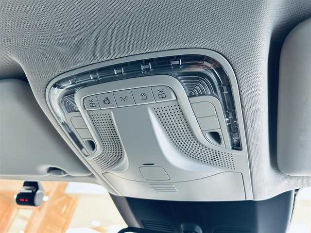 メルセデス・ベンツ Ｖ２６０ ロング 大阪府 2019(平31)年 4.3万km ロッククリスタルホワイト 250台限定車/レーダーセーフティ/黒革/メモリ付きパワーシート/シートヒーター/純正ナビ/TV/360度カメラ/ACC/ブラインドスポット/純正18インチAW/LEDヘッドライト/電動リアゲート/ETC/ドラレコ/レーダー探知機