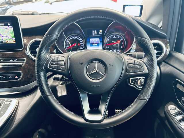 メルセデス・ベンツ Ｖ２６０ ロング 大阪府 2019(平31)年 4.3万km ロッククリスタルホワイト 250台限定車/レーダーセーフティ/黒革/メモリ付きパワーシート/シートヒーター/純正ナビ/TV/360度カメラ/ACC/ブラインドスポット/純正18インチAW/LEDヘッドライト/電動リアゲート/ETC/ドラレコ/レーダー探知機
