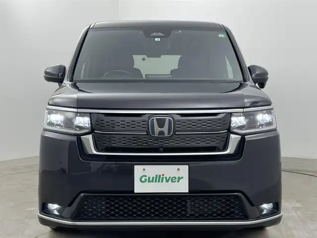 ホンダ ステップワゴン スパーダ eHEV プレミアムライン 岡山県 2022(令4)年 3万km トワイライトミストブラックパール 純正9インチメモリナビ/（CD/DVD/Bluetooth/フルセグ/Carplay）/衝突軽減ブレーキ/両側電動スライドドア/レーダークルーズコントロール/ビルトインETC2.0/LEDヘッドライト/アラウンドビューモニター/ドライブレコーダー/デジタルインナーミラー/電動リアゲート/レーンキープアシスト/オートハイビーム/ブラインドスポットモニター/プッシュスタート/スマートキー×2/ドアバイザー/純正フロアマット/取扱説明書/新車保証書