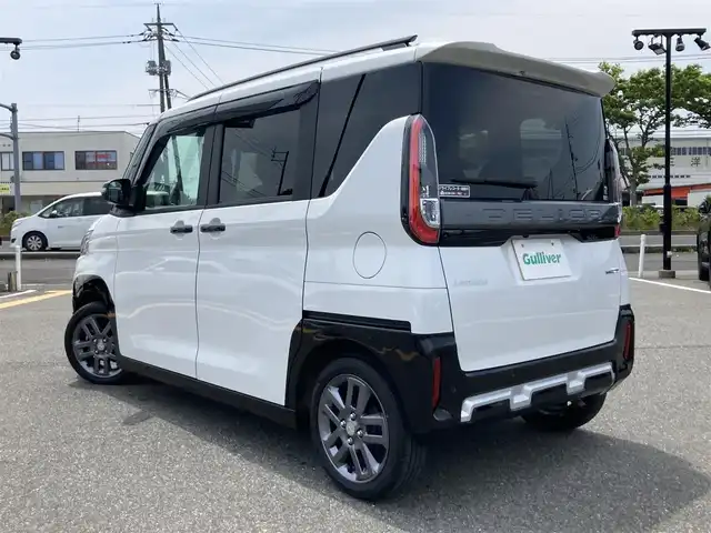 三菱 デリカミニ T プレミアム 鳥取県 2024(令6)年 1.6万km アメジストブラック/シルキーホワイト ターボ車/社外ナビ/CD/DVD/BT/USB/マルチアラウンドモニター/e-Assist・マイパイロット/両側パワースライドドア/ドライブレコーダー・ETC/前席シートヒーター/リアサーキュレーター/電動パーキングブレーキ/パドルシフト/LEDヘットライト/フォグライト/純正15インチアルミホイール/プッシュエンジンスタート/ルーフレール/フロアマット・ドアバイザー