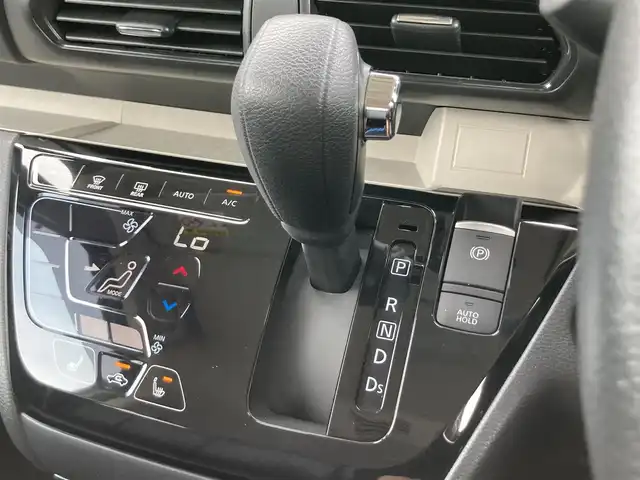 三菱 デリカミニ T プレミアム 鳥取県 2024(令6)年 1.6万km アメジストブラック/シルキーホワイト ターボ車/社外ナビ/CD/DVD/BT/USB/マルチアラウンドモニター/e-Assist・マイパイロット/両側パワースライドドア/ドライブレコーダー・ETC/前席シートヒーター/リアサーキュレーター/電動パーキングブレーキ/パドルシフト/LEDヘットライト/フォグライト/純正15インチアルミホイール/プッシュエンジンスタート/ルーフレール/フロアマット・ドアバイザー