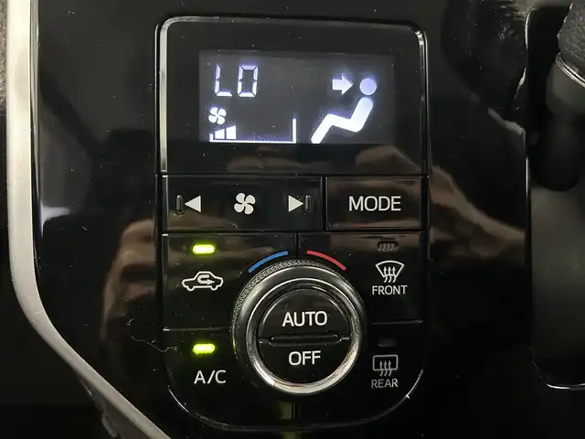 トヨタ タンク カスタムG－T 鹿児島県 2020(令2)年 1.1万km パールホワイトⅢ 禁煙車　/スマートアシストII　/社外ナビ　/・フルセグＴＶ　/・Ｂｌｕｅｔｏｏｔｈ　/・AM/FM/・BT/前方ドラレコ　/両側パワスラ　/クルコン　/電格ミラー　/ステリモ　/純正フロアマット　/フォグライト　/スマートキー　/クルコン　/社外ＥＴＣ