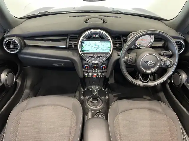 ＭＩＮＩ ミニ クーパー コンバーチブル 熊本県 2019(令1)年 3.9万km 青 ・スマートキー/・プッシュスタート/・電動オープン/・インテリジェントセーフティ/・PDC自動起動/・パーキングアシスト/・前席シートヒーター /・純正HDDナビ/　【Bluetooth・USB・MSV】/・バックカメラ/・ETC/・ドライブレコーダー(前方録画)/・LEDヘッドランプ/・LEDフォグランプ/・UKテール