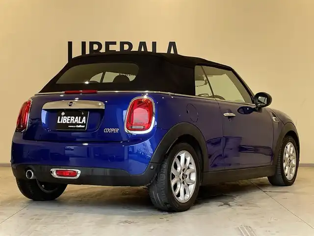ＭＩＮＩ ミニ クーパー コンバーチブル 熊本県 2019(令1)年 3.9万km 青 ・スマートキー/・プッシュスタート/・電動オープン/・インテリジェントセーフティ/・PDC自動起動/・パーキングアシスト/・前席シートヒーター /・純正HDDナビ/　【Bluetooth・USB・MSV】/・バックカメラ/・ETC/・ドライブレコーダー(前方録画)/・LEDヘッドランプ/・LEDフォグランプ/・UKテール