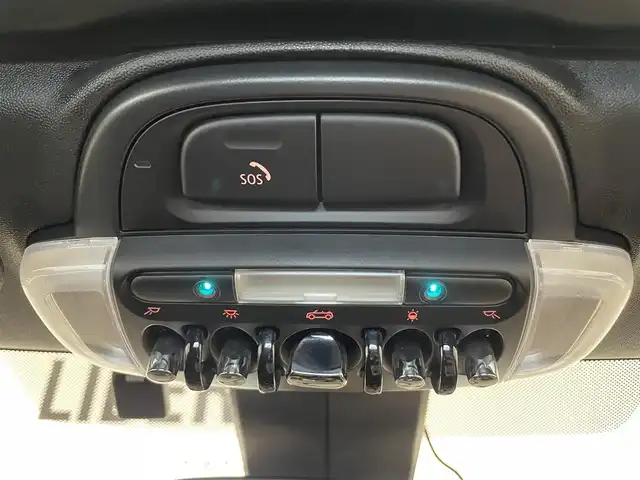 ＭＩＮＩ ミニ クーパー コンバーチブル 熊本県 2019(令1)年 3.9万km 青 ・スマートキー/・プッシュスタート/・電動オープン/・インテリジェントセーフティ/・PDC自動起動/・パーキングアシスト/・前席シートヒーター /・純正HDDナビ/　【Bluetooth・USB・MSV】/・バックカメラ/・ETC/・ドライブレコーダー(前方録画)/・LEDヘッドランプ/・LEDフォグランプ/・UKテール