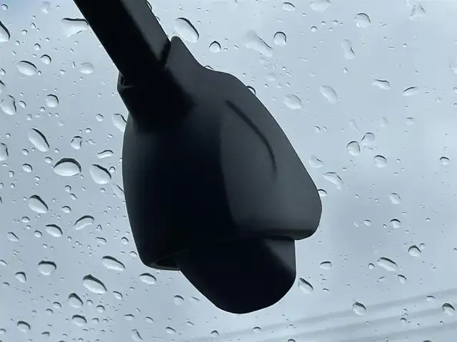 ホンダ フィット ホーム 茨城県 2020(令2)年 0.9万km プラチナホワイトパール ・ワンオーナー/・純正ナビ/・Bluetooth/・ドラレコ/・バックカメラ/・レーダークルーズコントロール/・レーンキープアシスト/・衝突軽減ブレーキ/・路外逸脱抑制機能/・先行車発進お知らせ機能/・標識認識機能/・オートハイビーム/・パーキングセンサーシステム/・誤発進抑制機能/・後方誤発進抑制機能/・オートライト/・純正フロアマット