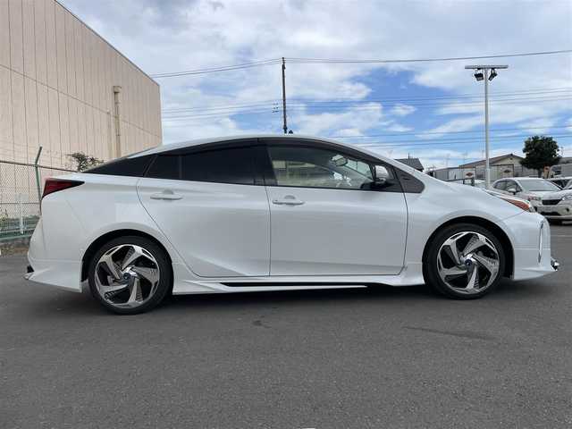 トヨタ プリウス A ツーリングセレクション 東京都 2021(令3)年 2.2万km プラチナホワイトパールマイカ 純正ナビ/パノラミックビュー/プリクラッシュセーフティ/レーンディパーチャー/ブラインドスポット/レーダークルーズ/シートヒーター/ETC/パワーシート/横滑り防止措置/ステアリングスイッチ