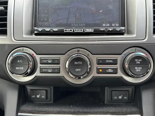 マツダ ＭＰＶ 23S Lパッケージ 宮城県 2013(平25)年 6.7万km クリスタルホワイトパールマイカ 走行距離：66203km/ＢＯＳＥスピーカー/Ｄ＋Ｎ席シートヒーター/純正ナビ/後席モニター（ALPINE）/両側パワースライドドア/パワーバックドア/電動格納サードシート/オットマン/ＥＴＣ/純正フロアマット/Ｄ席パワーシート/純正アルミホイール/エアロ/WAC/バックカメラ/ハーフレザーハンドルカバー/ワンオーナー/AM・FM・BT・TV・DVD・SD・HDMI・IPod