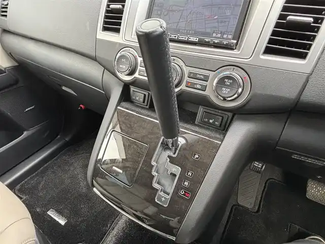 マツダ ＭＰＶ 23S Lパッケージ 宮城県 2013(平25)年 6.7万km クリスタルホワイトパールマイカ 走行距離：66203km/ＢＯＳＥスピーカー/Ｄ＋Ｎ席シートヒーター/純正ナビ/後席モニター（ALPINE）/両側パワースライドドア/パワーバックドア/電動格納サードシート/オットマン/ＥＴＣ/純正フロアマット/Ｄ席パワーシート/純正アルミホイール/エアロ/WAC/バックカメラ/ハーフレザーハンドルカバー/ワンオーナー/AM・FM・BT・TV・DVD・SD・HDMI・IPod