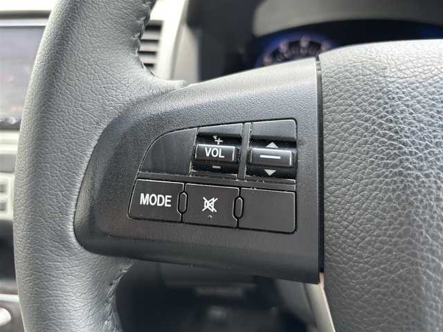 マツダ ＭＰＶ 23S Lパッケージ 宮城県 2013(平25)年 6.7万km クリスタルホワイトパールマイカ 走行距離：66203km/ＢＯＳＥスピーカー/Ｄ＋Ｎ席シートヒーター/純正ナビ/後席モニター（ALPINE）/両側パワースライドドア/パワーバックドア/電動格納サードシート/オットマン/ＥＴＣ/純正フロアマット/Ｄ席パワーシート/純正アルミホイール/エアロ/WAC/バックカメラ/ハーフレザーハンドルカバー/ワンオーナー/AM・FM・BT・TV・DVD・SD・HDMI・IPod