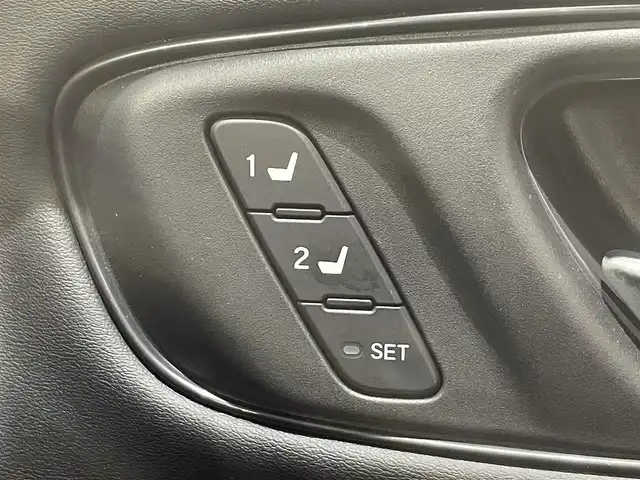 ホンダ ＺＲ－Ｖ ハイブリッド e:HEV Z 愛知県 2023(令5)年 2.2万km ライトブルーⅡ 純正9インチナビ/（Bluetooth/AM/FM/フルセグTV/スマートフォン連携）/BOSEサウンド/ホンダセンシング/　-衝突軽減ブレーキ/　-誤発進抑制機能/　-車線維持支援システム/　-標識認識機能/アラウンドビューモニター/レーダークルーズコントロール/ビルトインETC2.0/シートヒーター/コーナーセンサー/電動リアゲート/LEDヘッドライト/ドライブレコーダー/ワイヤレス充電/スマートキー/純正18インチAW